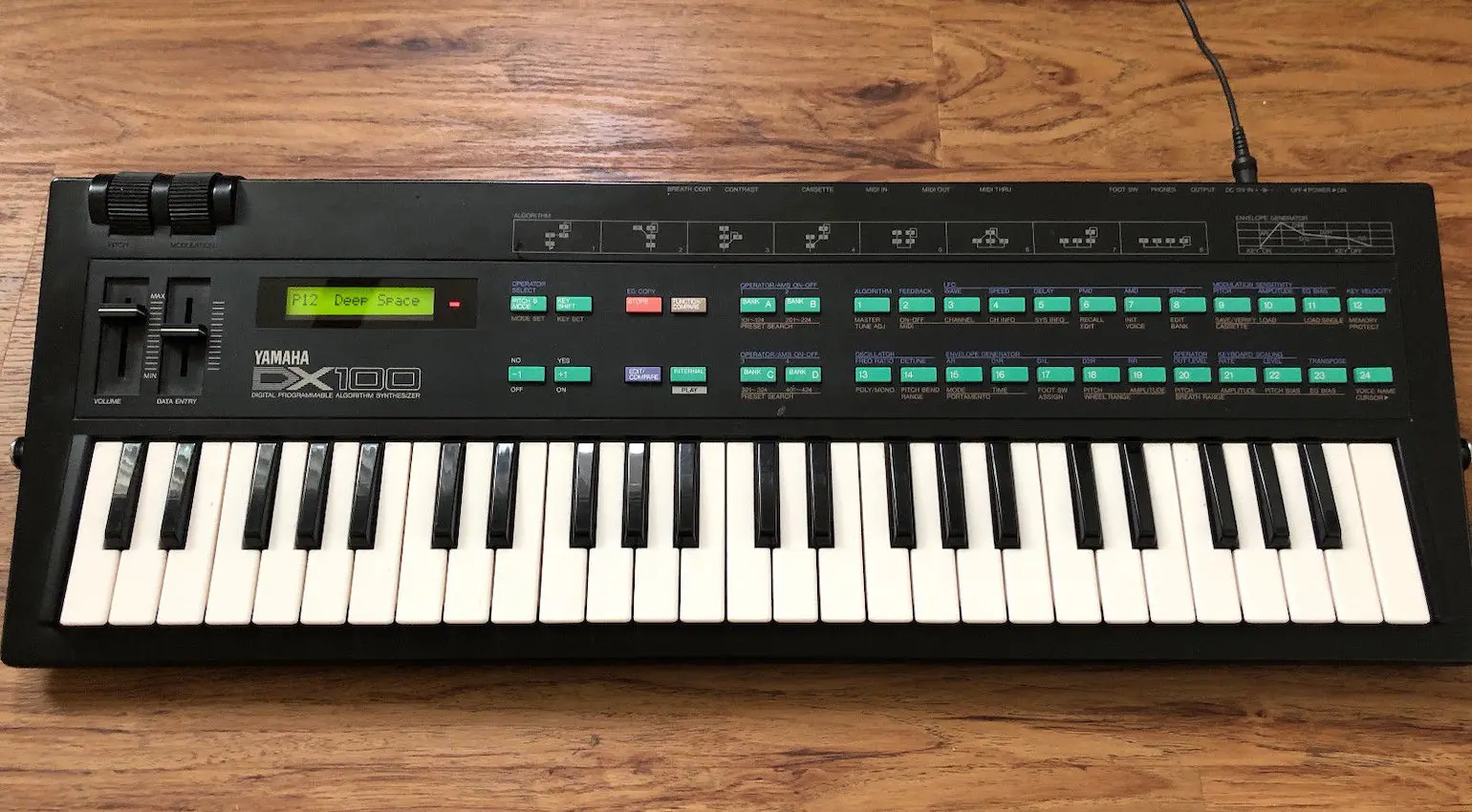 Yamaha DX100