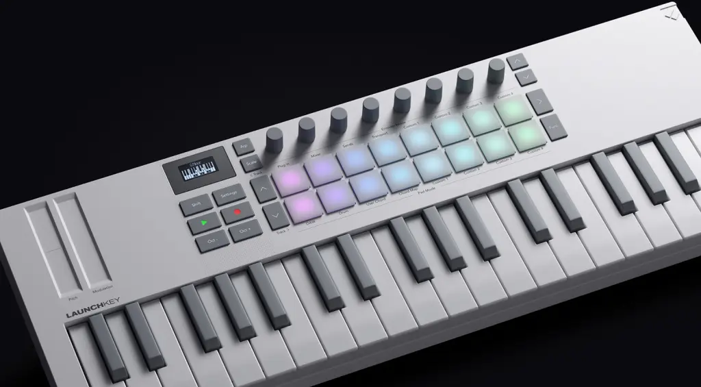 Novation Launchkey Mini 37 White