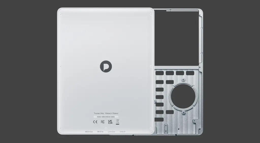 Il case in alluminio dell'edizione speciale è stato fresato dal pieno.