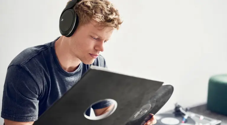 Sennheiser HD 550: le Cuffie Definitive per Musica e Gaming