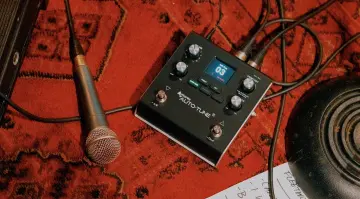 HeadRush VX5 porta Antares AutoTune su ogni palco!