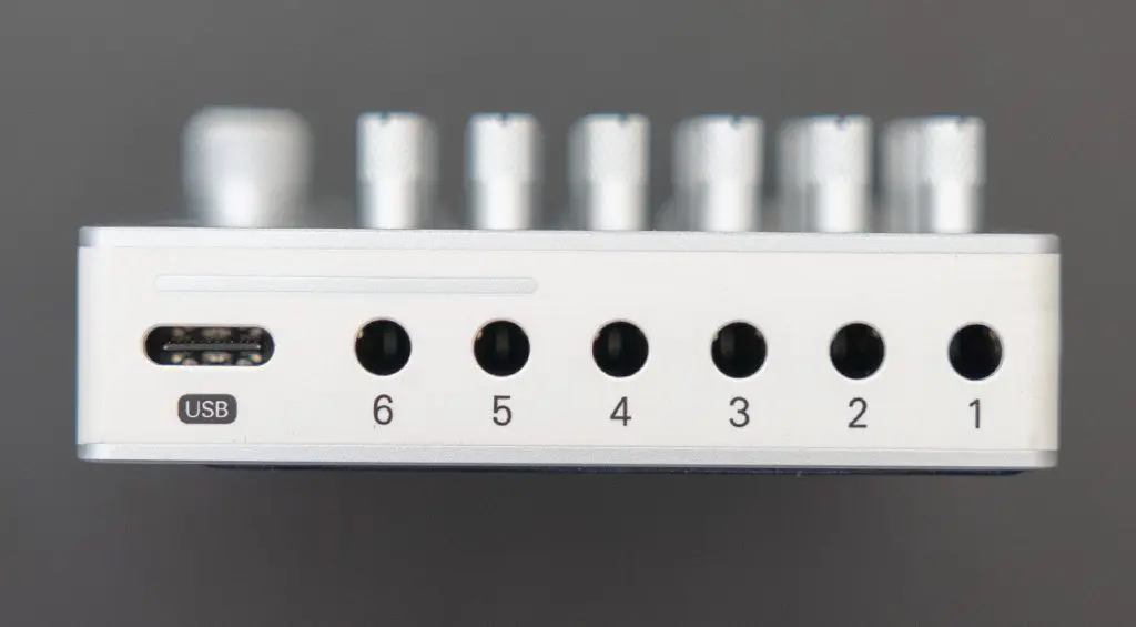 6 Stereo Input e Porta USB-C