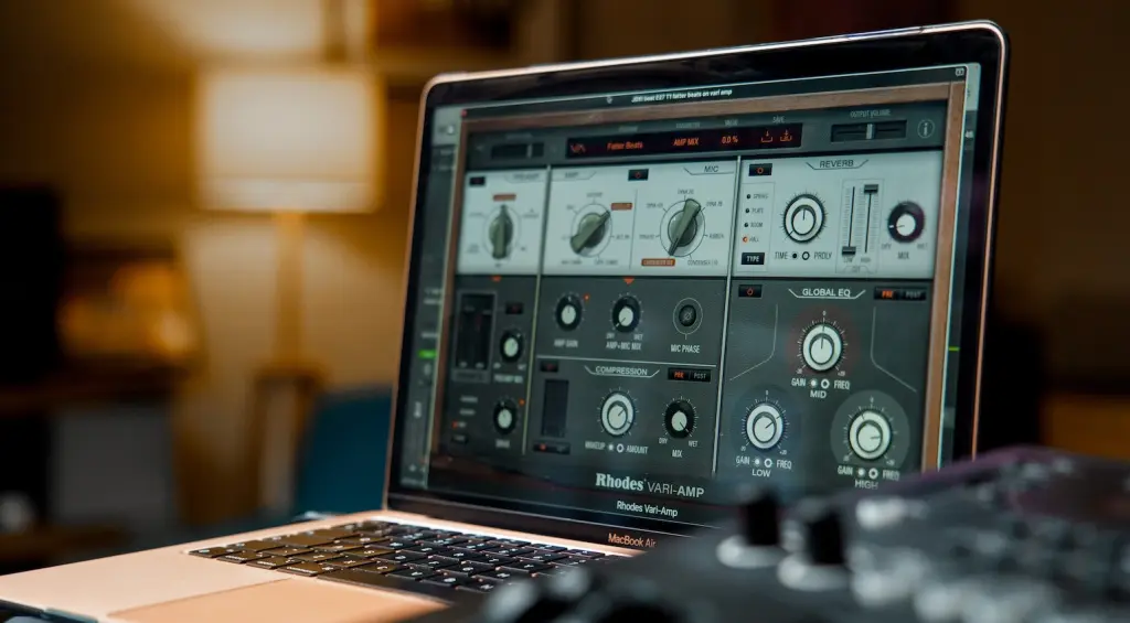 Rhodes Vari-Amp Plugin