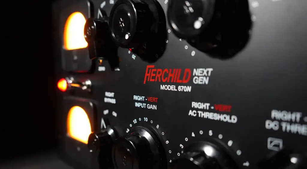 Il nome completo è “Herchild Next Gen Model 670N”