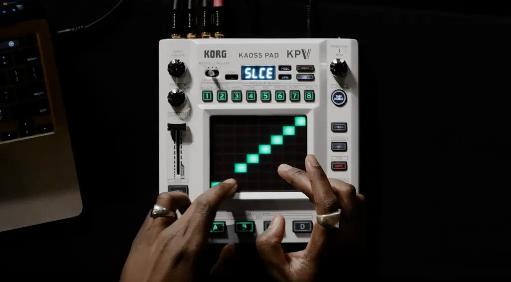 KORG KAOSS PAD V