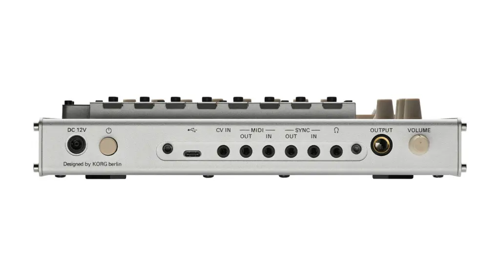 korg phase8 IO