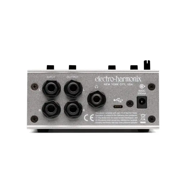 In e Out stereo