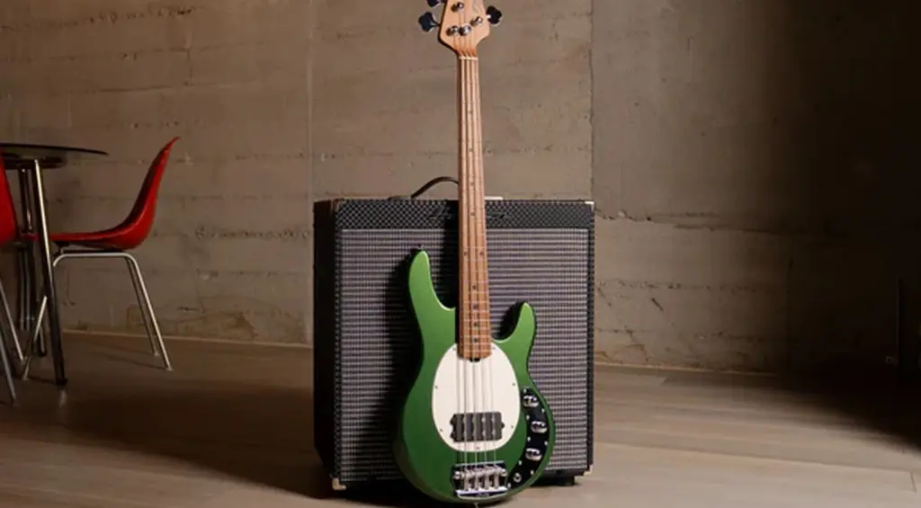 StingRay Basso Short Scale