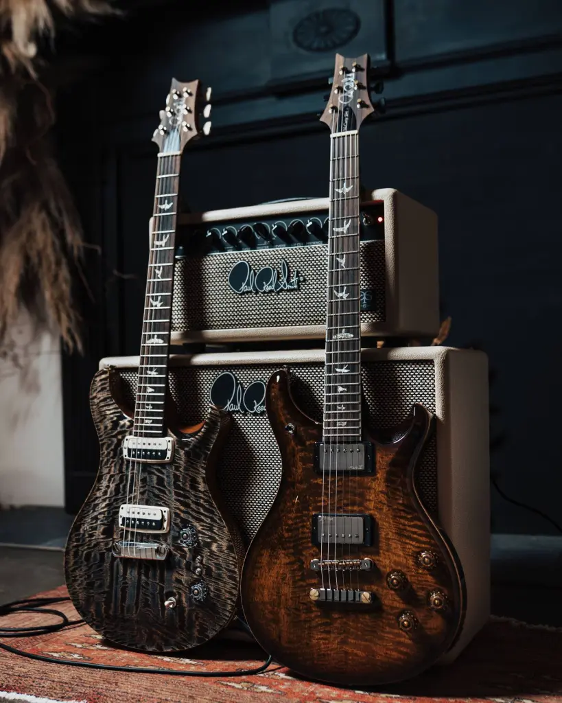 Pauls Guitar e McCarty 594