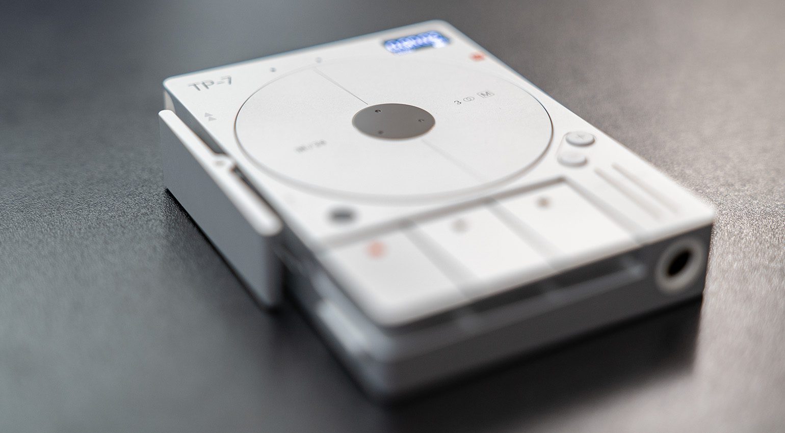 Recensione del Teenage Engineering TP-7: Design elegante