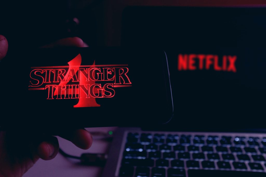 Stranger Things ha recentemente riportato questo brano classico all'attenzione del pubblico