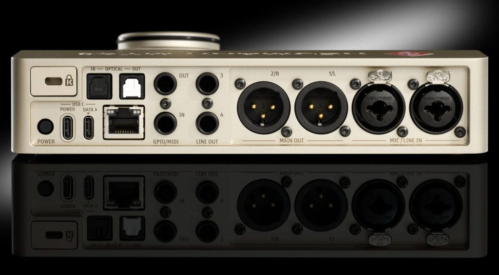 Parte posteriore della Neumann MT 48