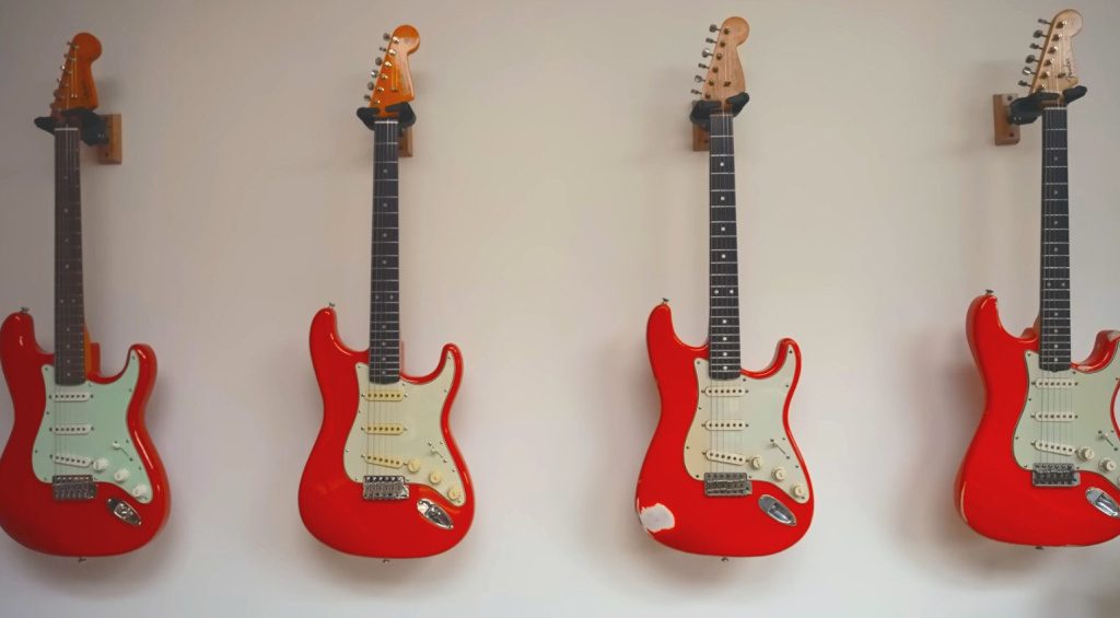 Fender Vs Squier