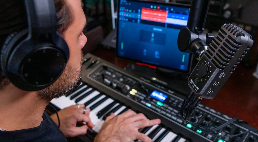 Connetti e suona la tua tastiera preferita!