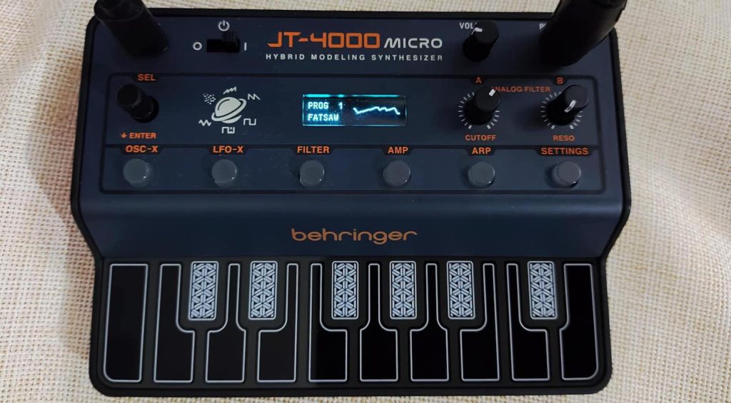 Behringer JT-4000