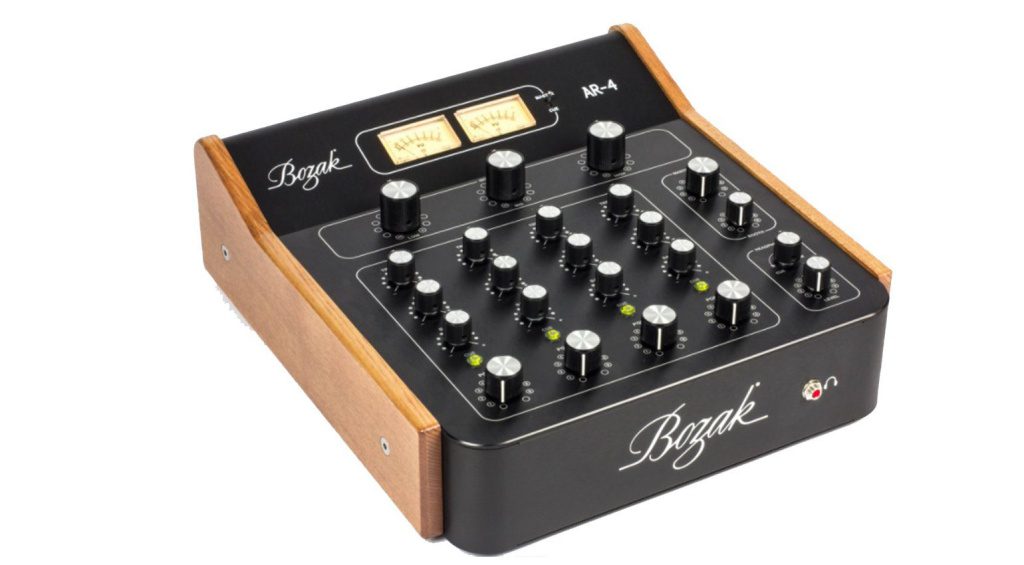 Bozak AR-4