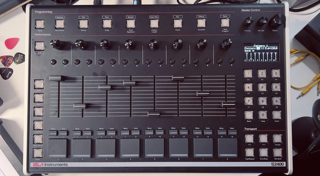 Sampler Isla Instruments S2400