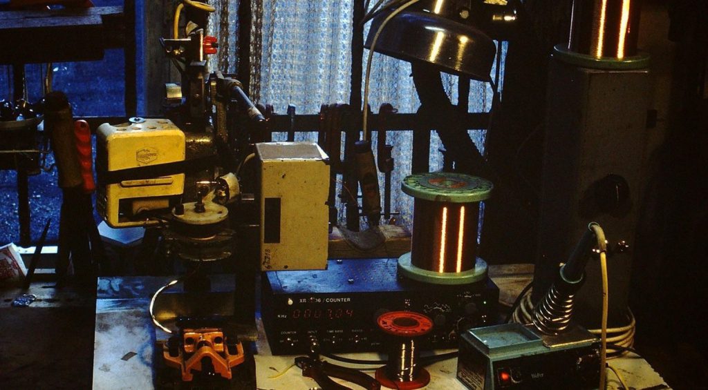 Una workstation per la produzione dei pickup Kloppmann