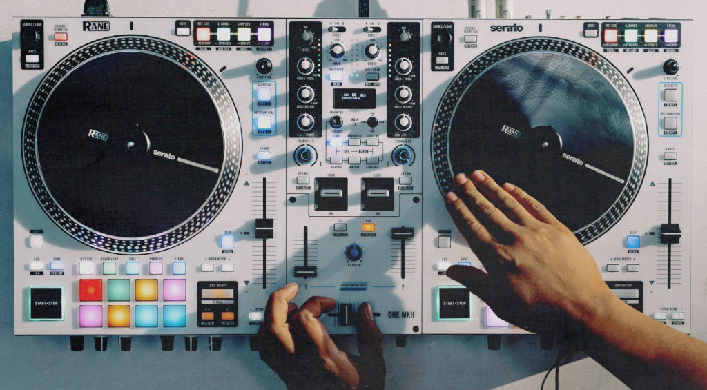 RANE ONE MKII: pensato per DJ professionisti