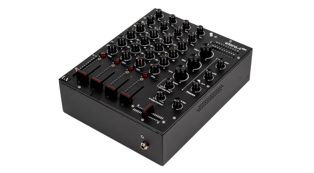 elara.4 Mk2 offre ora due connessioni per le cuffie