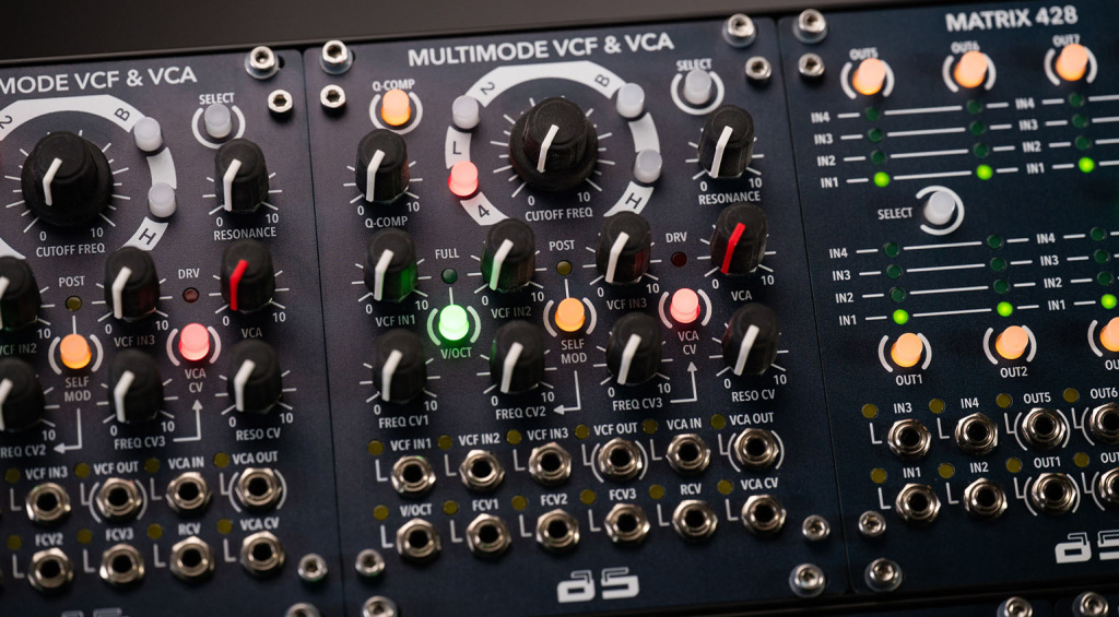 Adamsynths Warthog: VCF/VCA