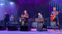 Counting Crows infiammano Milano: quando il rock diventa una lezione di stile