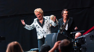 Ronnie Wood e Rod Stewart di nuovo insieme: “Abbiamo un bel corpo di canzoni in lavorazione”