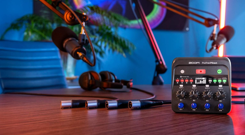 Zoom PodTrak P4next: stazione podcast tascabile