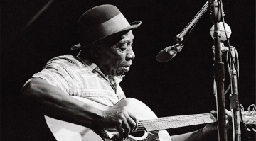 Mississippi John Hurt: il poeta del blues acustico
