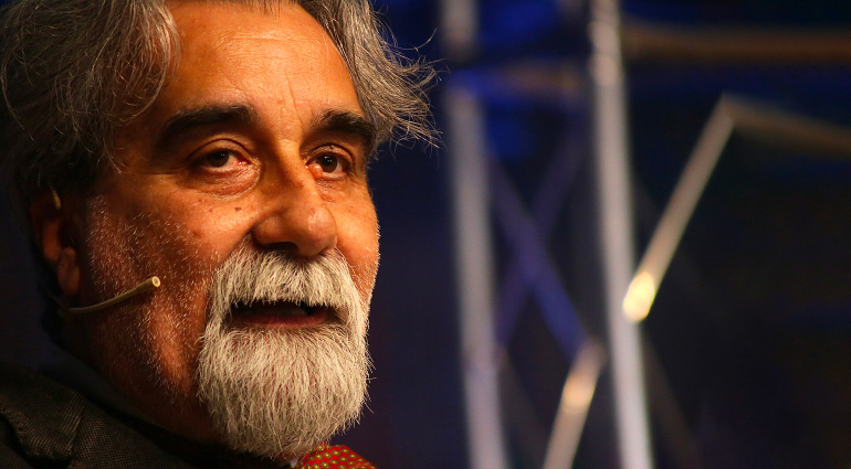 L’ultimo applauso a Peppe Vessicchio: addio al maestro più amato d’Italia