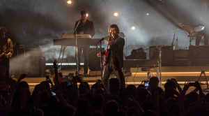 Arctic Monkeys - Opening Night