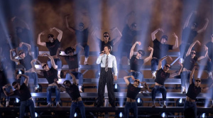 Harry Styles ritrova se stesso: dentro Kiss All the Time. Disco, Occasionally