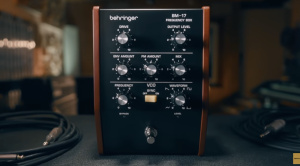 Behringer BM-17 Frequency Box