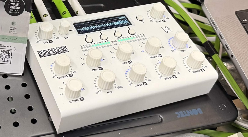 VoicAs Audio DESKROVER