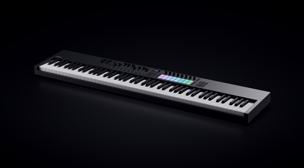Novation Launchkey 88 MK4