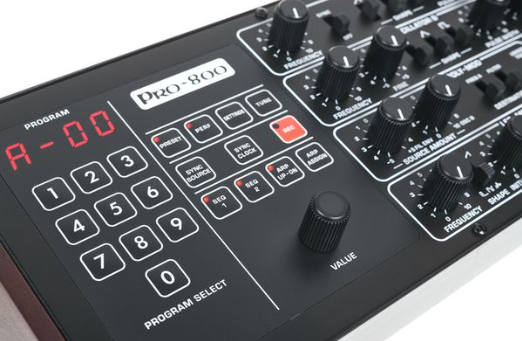 Behringer Pro 800 details