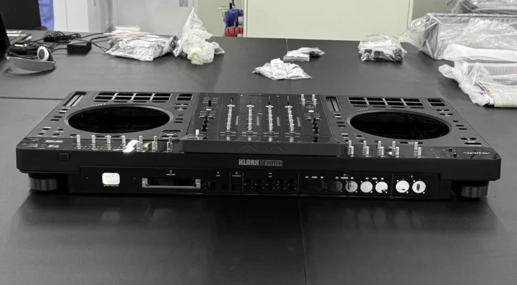 Behringer ANIMA - il retro